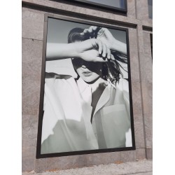 schaufensterfolierung-berlin-charlottenburg-großformatdruck-schaufensterfolie-drucken-günstig-02