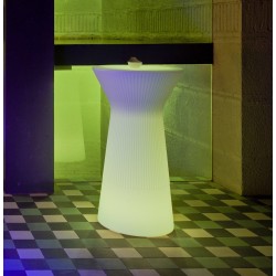 LED-Stehtisch-Möbel-mieten-Berlin-Event-Mietmöbel-Messebau-eventverleih-03
